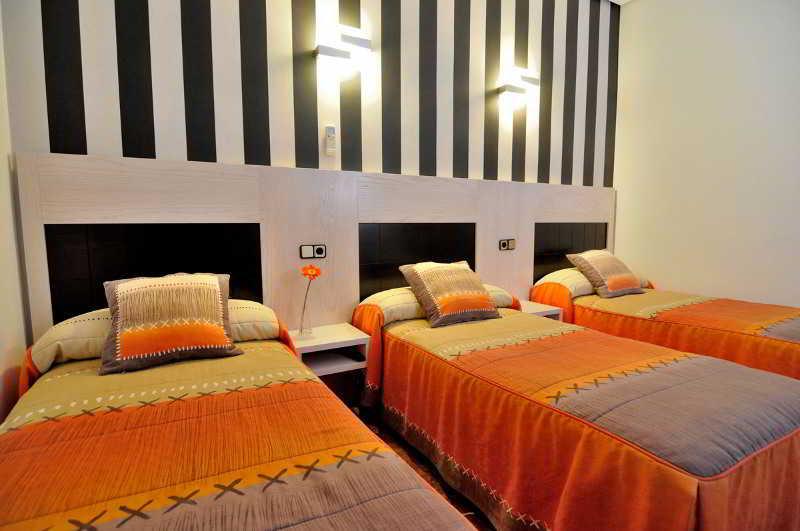 Hostal Castilla موثيخون المظهر الخارجي الصورة