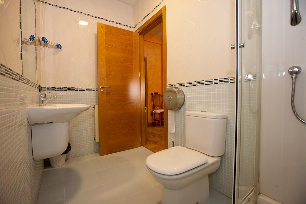 Hostal Castilla موثيخون الغرفة الصورة